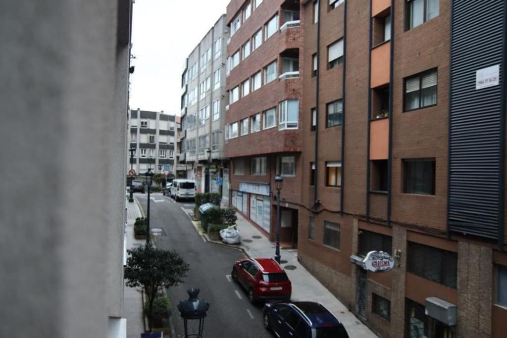 Acogedor, Con Garaje, Centrico. Apartment Vigo Ngoại thất bức ảnh