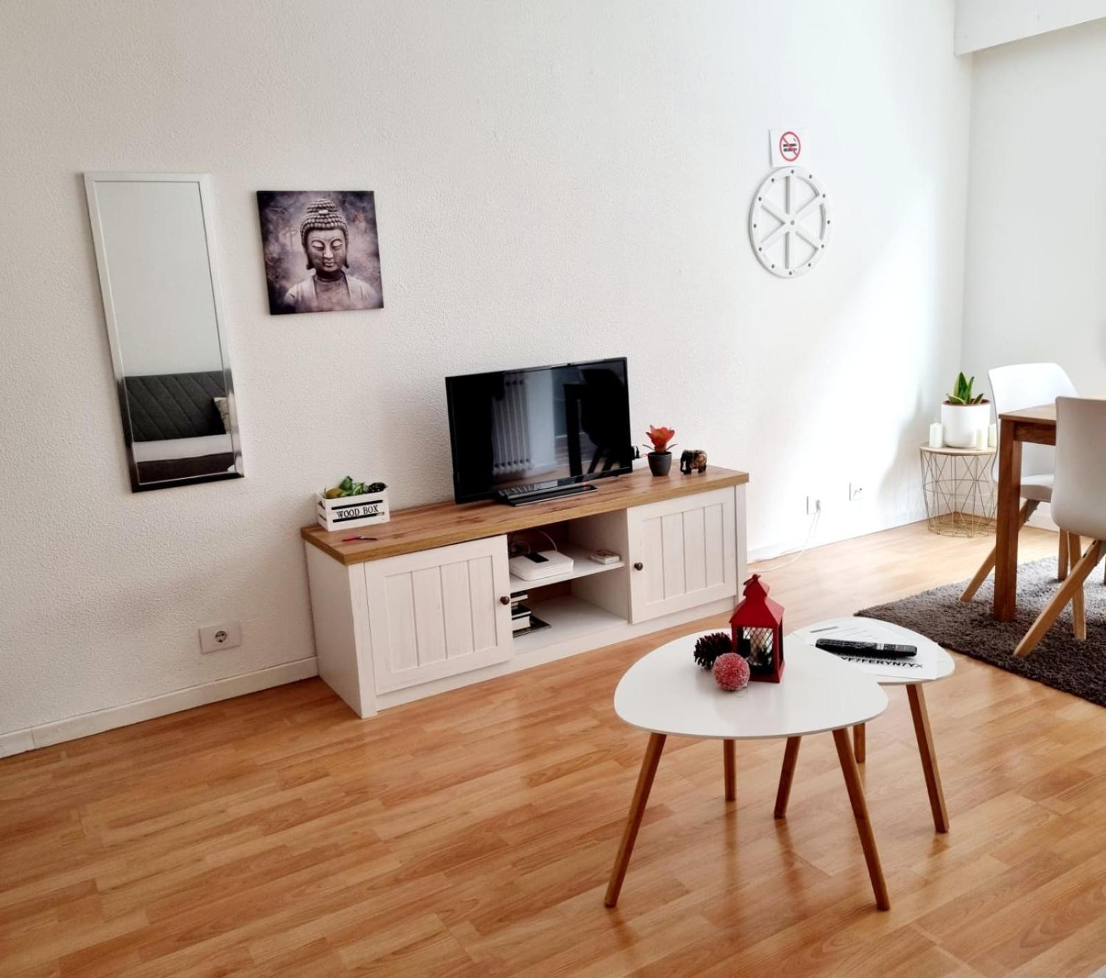 Acogedor, Con Garaje, Centrico. Apartment Vigo Ngoại thất bức ảnh