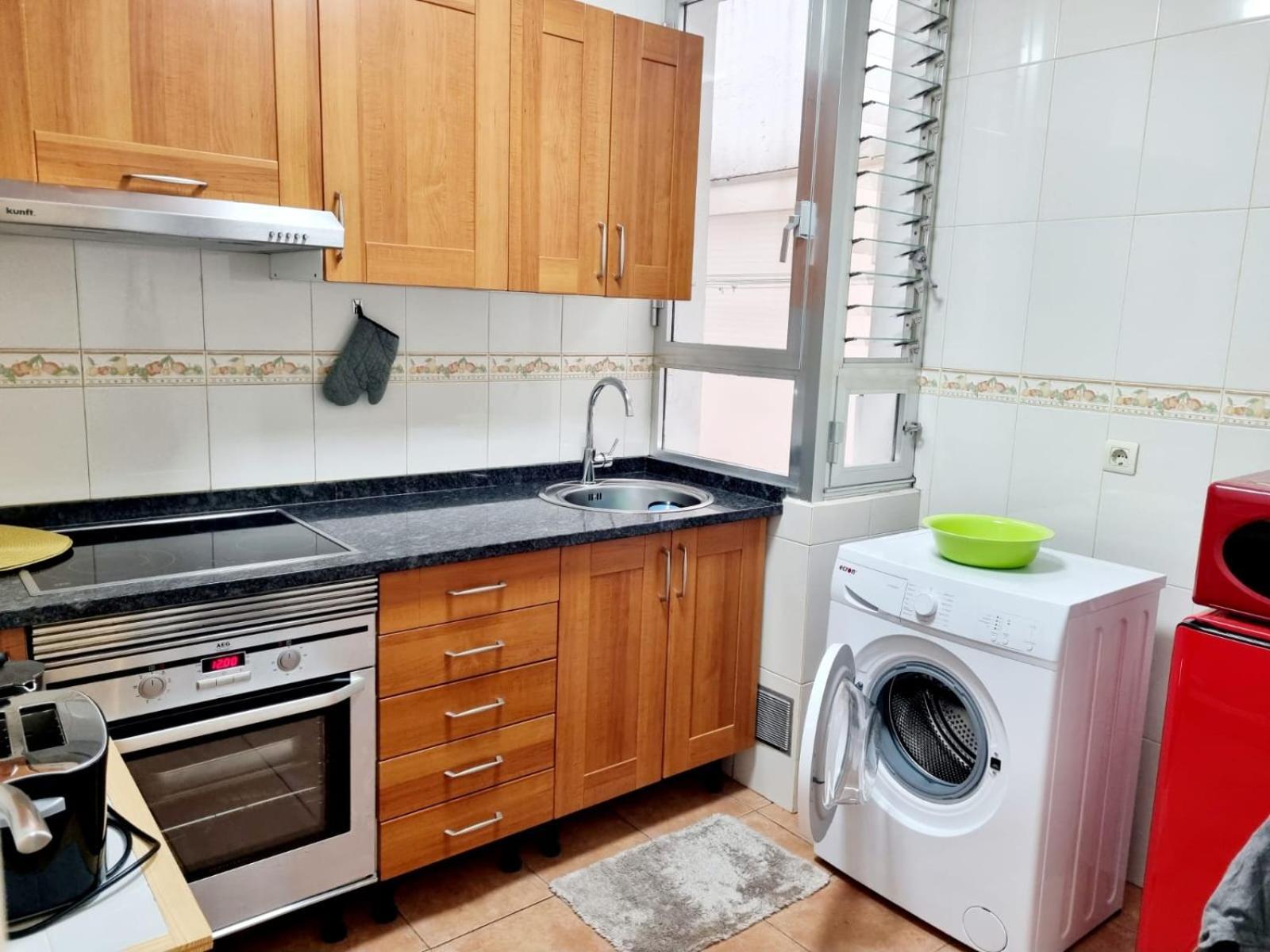 Acogedor, Con Garaje, Centrico. Apartment Vigo Ngoại thất bức ảnh